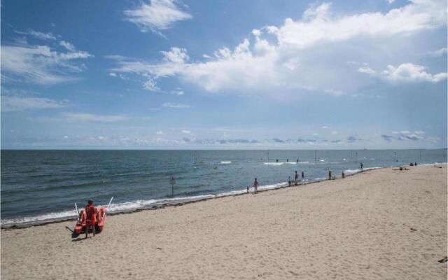 Acquamarina 8