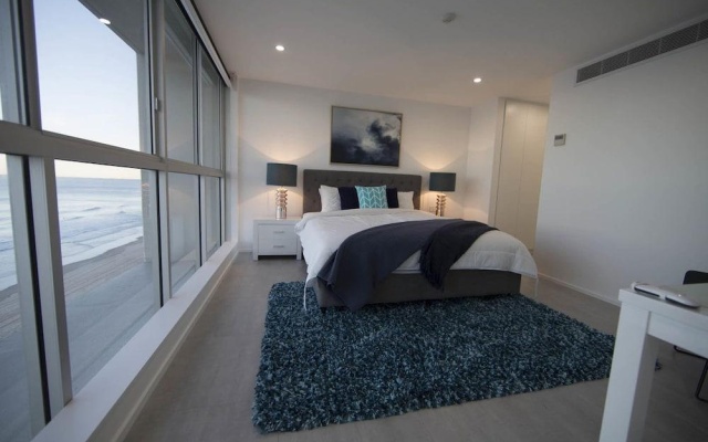 Golden Sands - Private Apartments – Guest Rooms – Gold Coast