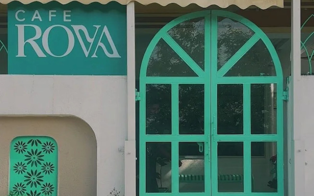 StayBird - Azure Suites Business Hotel