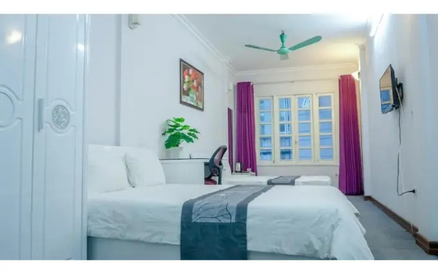 Hong Gia Tue Hotel