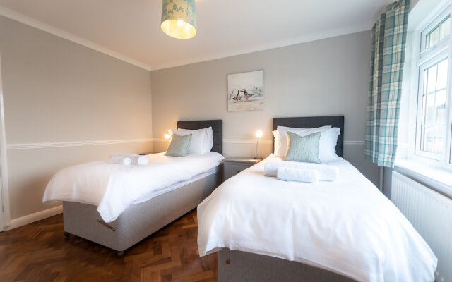 Kings Field Masionette