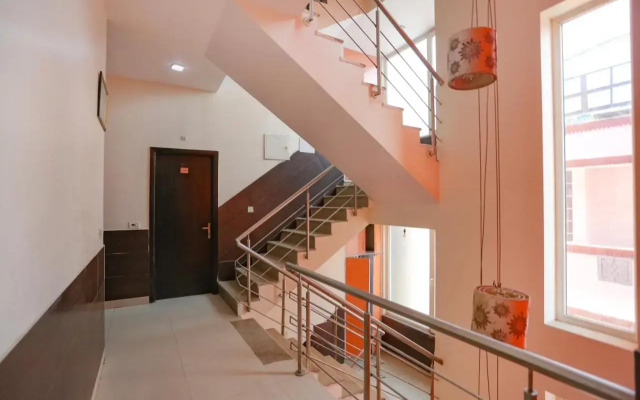 FabExpress Red Roof Residency