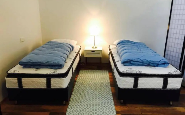 Óseyri Hlaðan -The Barn