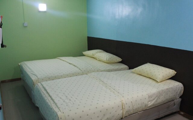 7 Hung Hung Inn