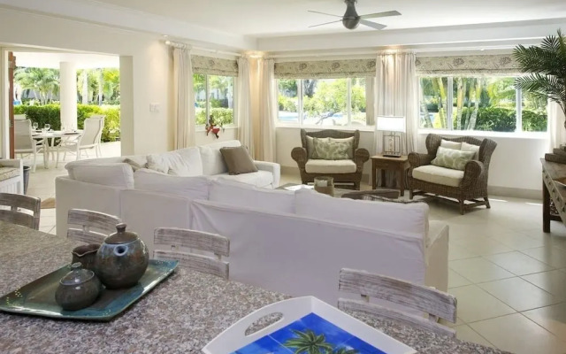 Palm Beach 110 3 Bedroom Condo