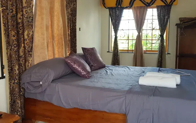 Jamaica Villa Sweetsap