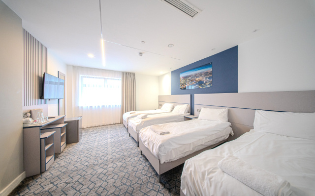Ilford Grand Hotel