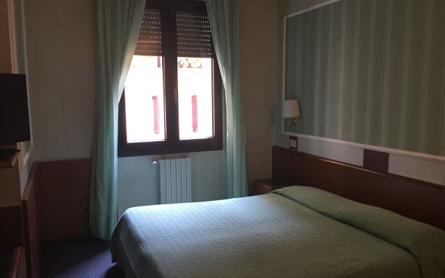 Garda Hotel