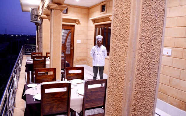 Sartaj Hotel