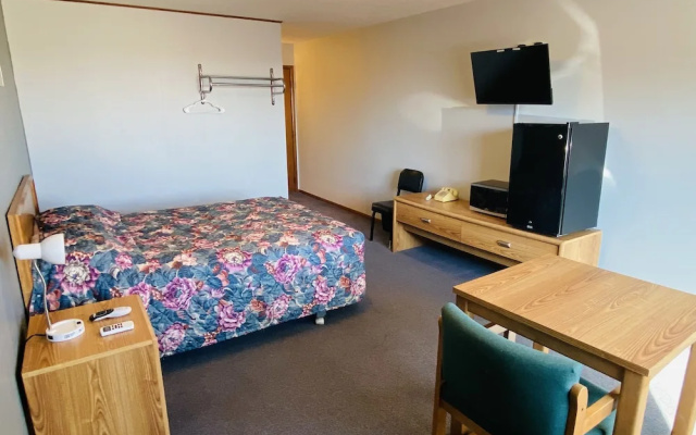 Economy Inn Motel