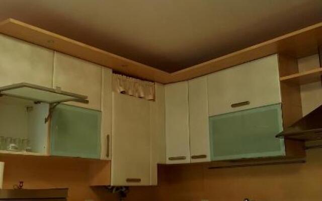 ivana sweet house