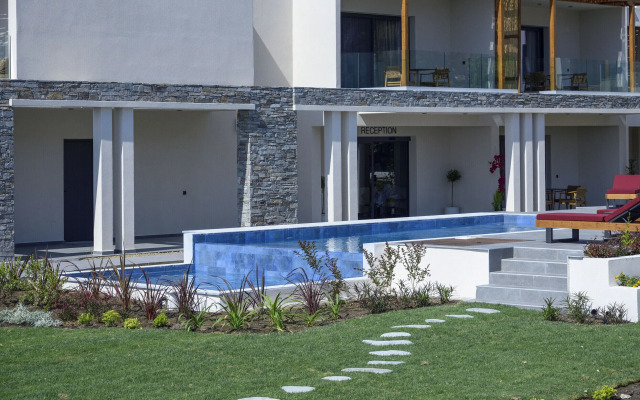 Amyntas Seafront Hotel