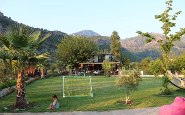Bybassios Hotel