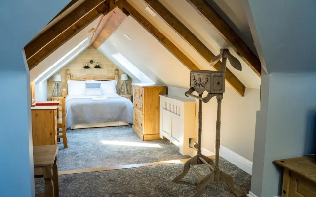 Farnley Tower Guesthouse