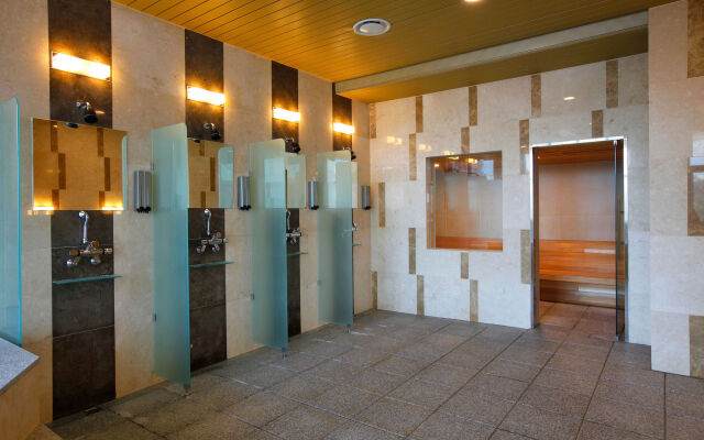 ON City Hotel