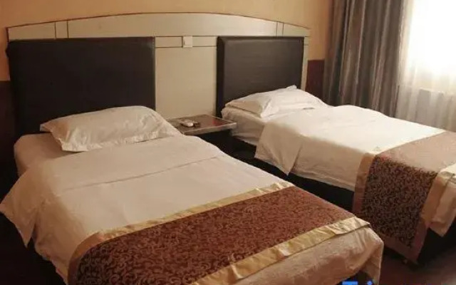 Rain Hotel (62nd Elementary School)