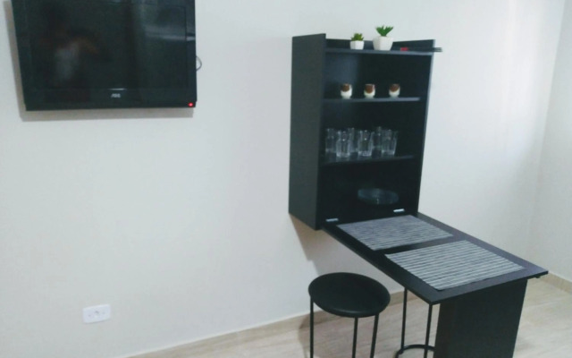 Kitnets bem localizada, próx ao centro!