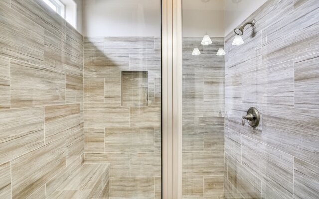 Enchanted Beachfront 3 Bedroom Home