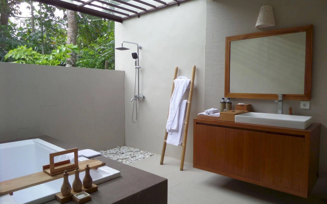 Senetan Villa and Spa Resort