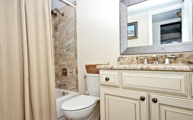 Boardwalk 485 by Youngs Suncoast