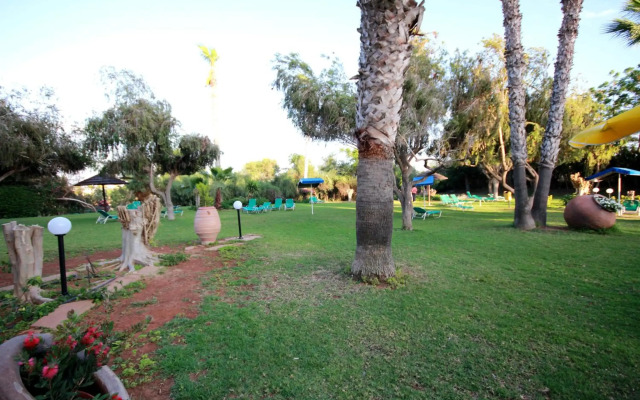 Papouis Protaras Hotel