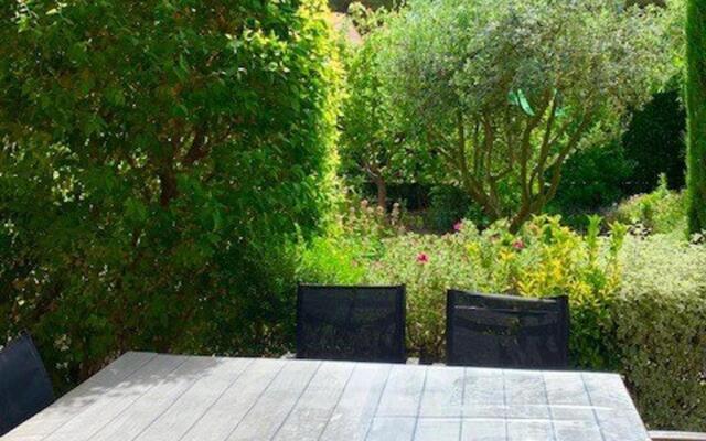 Maison Cap d'Agde, 5 pièces, 8 personnes - FR-1-607-23