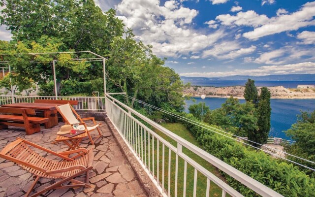 Beautiful Home in Omisalj With Wifi and 3 Bedrooms