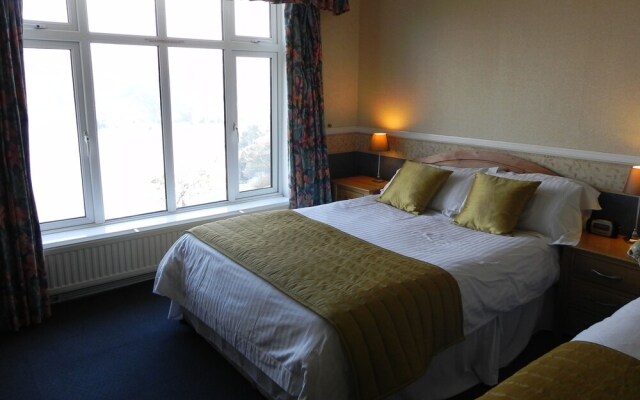 Sandy Cove Hotel