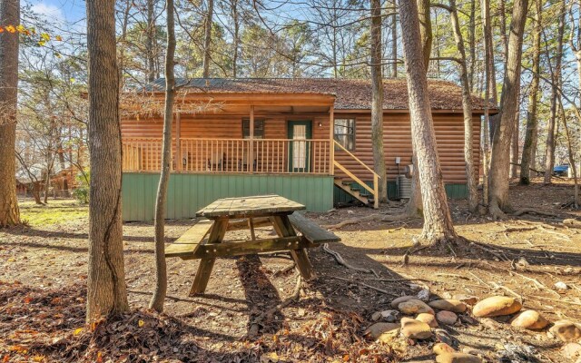 The Honeysuckle 2 Bedroom Cabin by Redawning