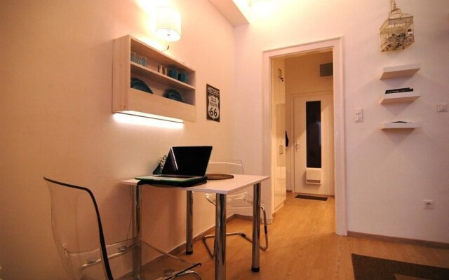 Apartment Liszt Square