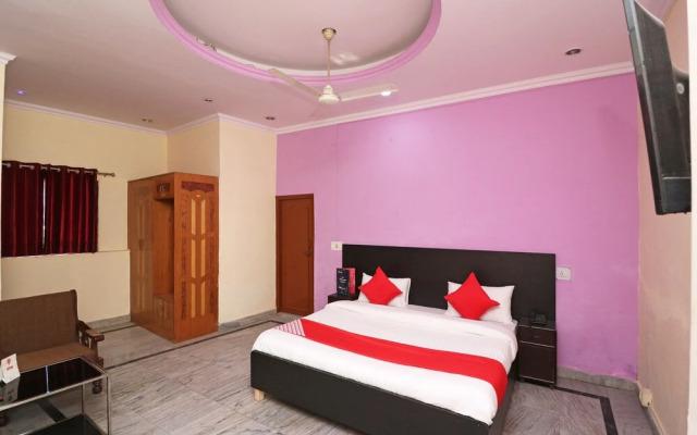 OYO 22577 Hotel City View