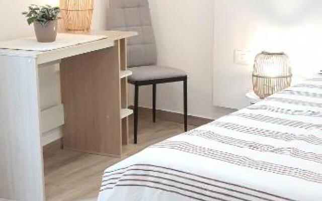 SUITE BLANC APARTMENTS Monolocali indipendenti con cucina e bagno privati check-in e check-out h24 Terrazza in comune