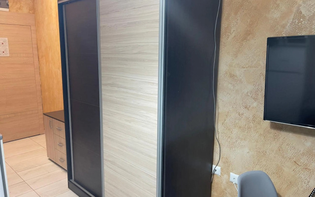 Colonel apartment 955