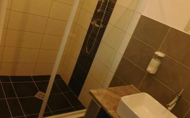 Sunrise Apartmanház