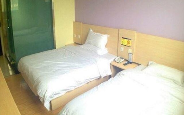 Jinse Holiday Express Hotel Xinjiang
