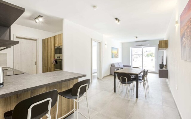 Gzira Suite 14