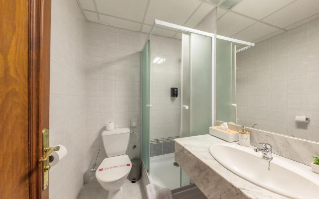 Prague Hotel Carl Inn restaurant & Free Parking