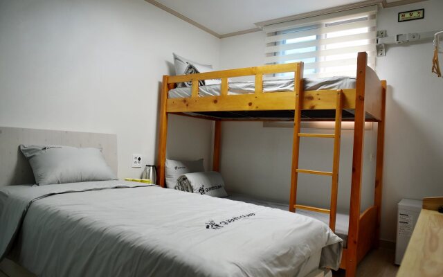 24 Guesthouse Suncheon