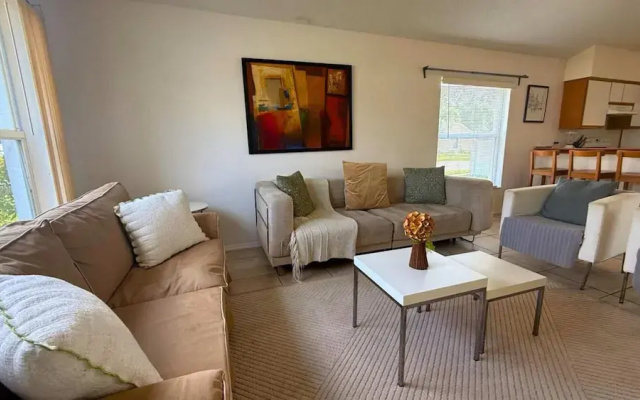Upstay Stylish 3BR Family-friendly Retreat w Patio