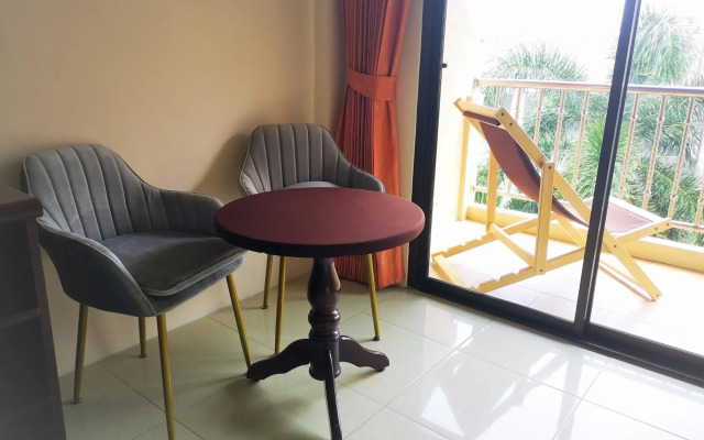 Seven Seas Hotel