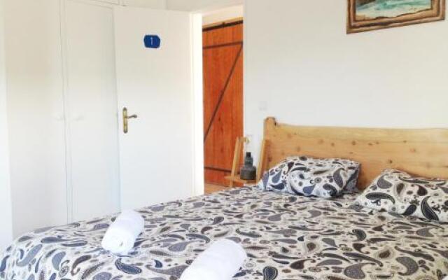 Sal da Costa Lodging