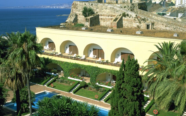 Parador de Ceuta Hotel La Muralla