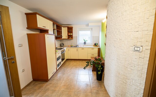 Apartments Ole