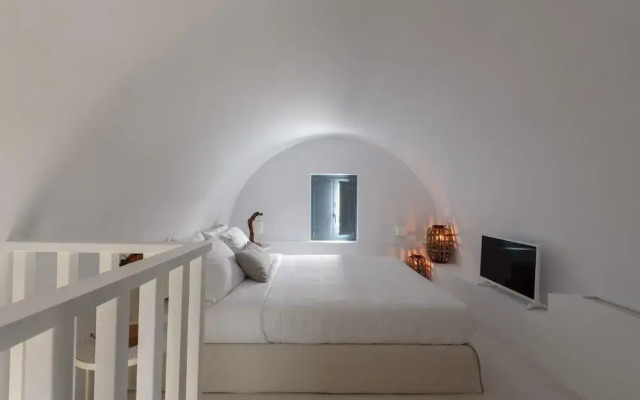 Phaos Cellaria Estate