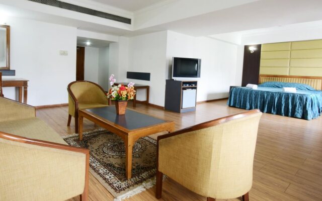 Hotel Grand Starline by OYO Rooms