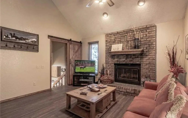 Ruidoso Rabb by Ruidoso Vacation Rentals