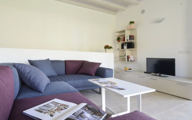 Sirmione Halldis Apartments