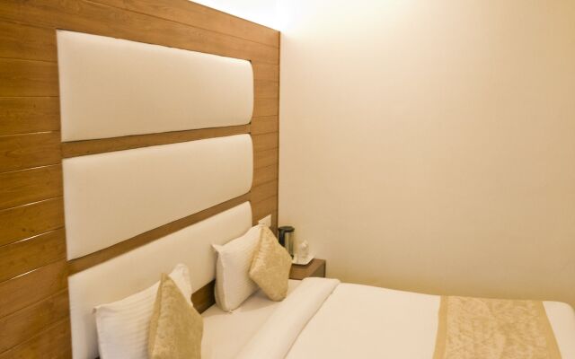 Royal Jardin Whistling Pines Resort