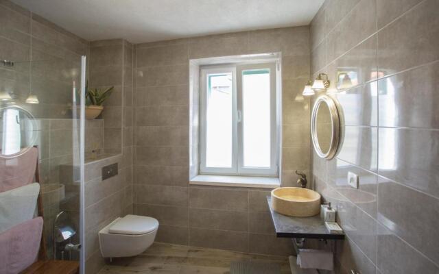 Bossa Studio Apartments