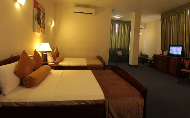 Hotel Sapphire